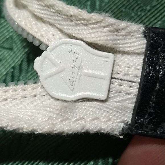 VERY RARE!! Authentic Prada WWOOOSHHH Nylon/Leather Bag Gently Used - Picture 12 of 15